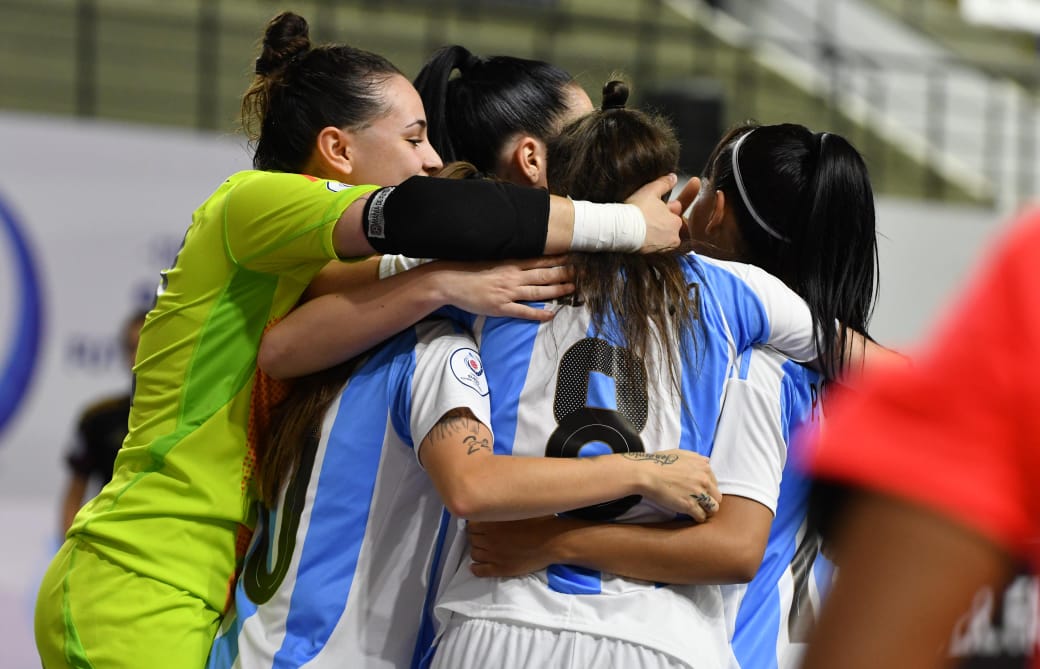 Sudamericano Sub 20 femenino de Futsal: Argentina goleó a Perú y clasificó a semis | Canal Showsport