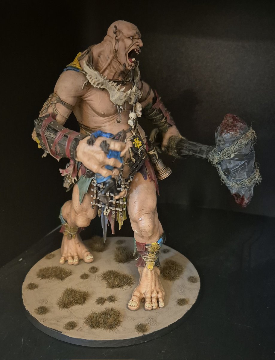 tzeentchmike's tweet image. Mega gargant number 4 all completed for the #sonsofbehemat. Not sure on the rope on this one but will probably stay on until I can think of a better solution. #aos