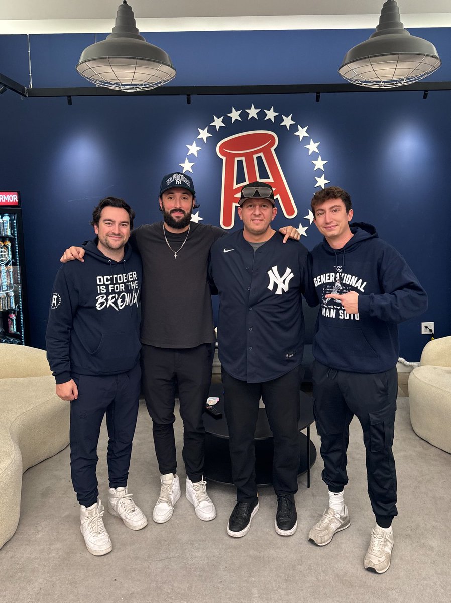 Tommy Smokes tweet media