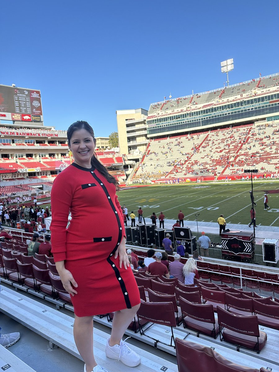 It’s game week! 🐗🏈🤎

Me and Baby will be there watching daddy and the Hogs!