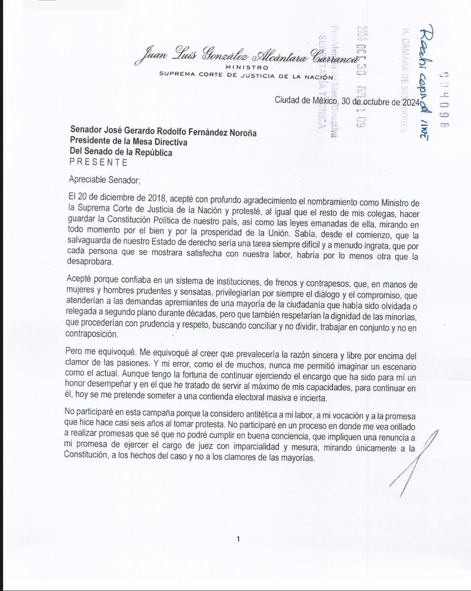 jmartinreyes's tweet photo. Renuncia del ministro González Alcántara Carrancá:

“Conservo mi fe en que seremos capaces, como nación, como sociedad, como ciudadanas y ciudadanos, de identificar el tremendo error que ello implica y corregir el camino antes de que sea demasiado tarde”.

Extraordinario jurista https://t.co/7Mw4AkDsr2