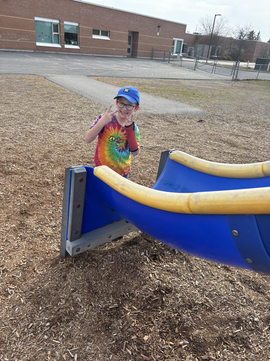 St. Anne School tweet media