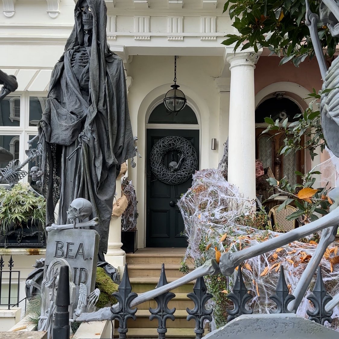 pam🦋 London & travel content creator tweet media