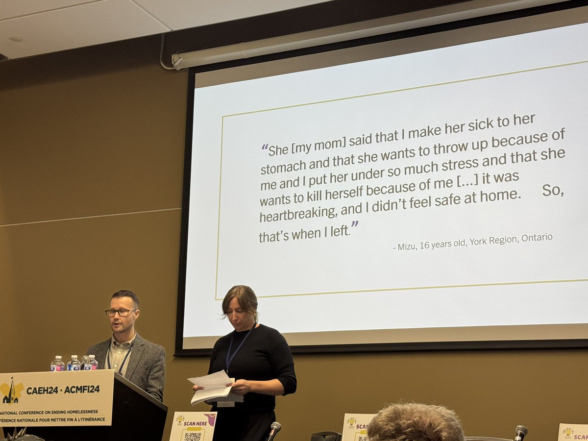 The 2SLGBTQ+ Youth Health and Homelessness Research lab at the CAEH Conference! It’s not easy to build a team of people that you could trust, who are passionate, and truly care about the work. I’m so grateful for this incredible team of hardworking and dedicated people🙌🏽