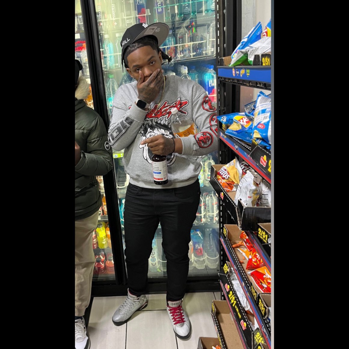 willbandsz's tweet photo. I Be Wondering If I Get Rich Who Gone Switch Up On Me 🤔 https://t.co/be4y06HNvD