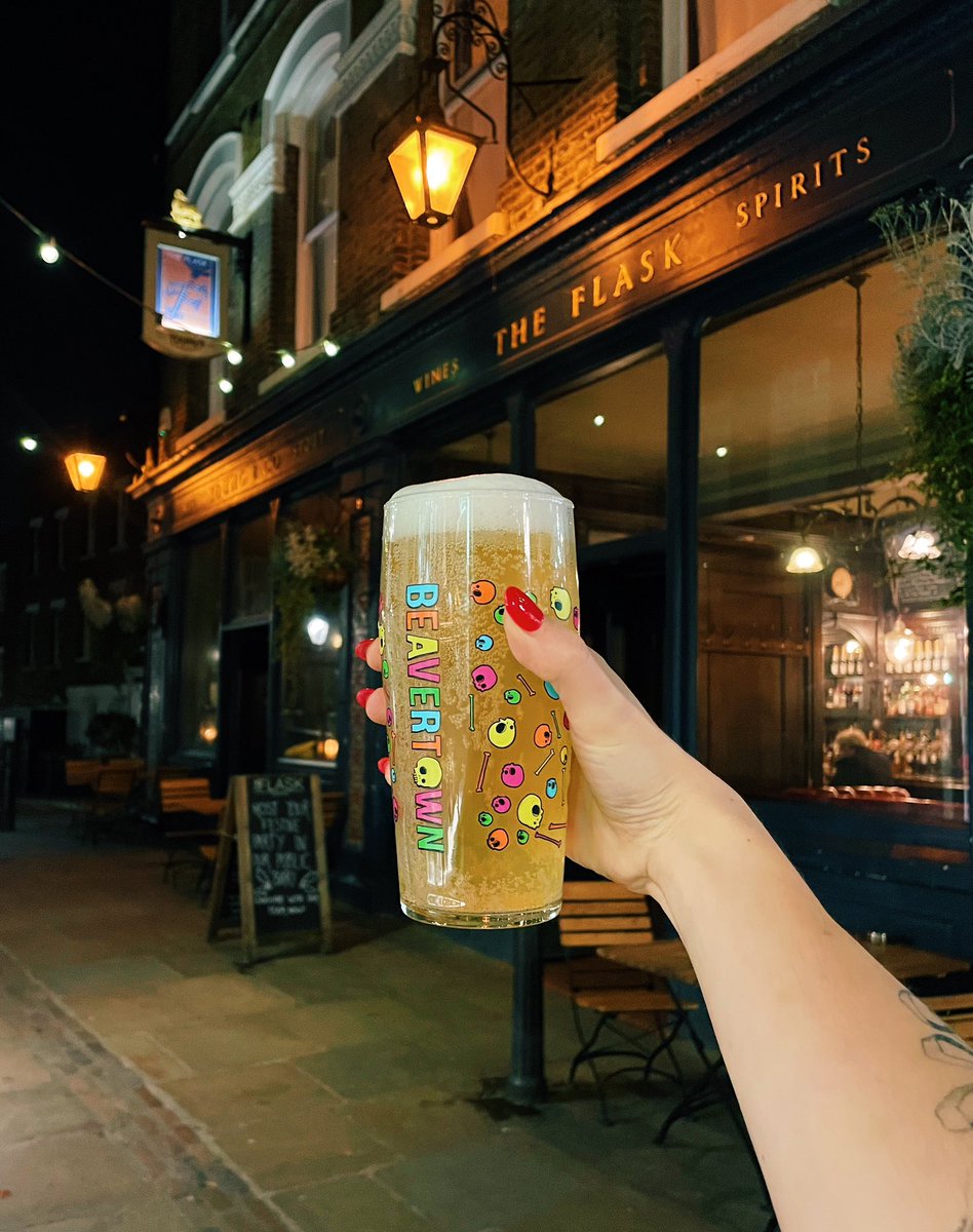🍻PUB QUIZ ON NOVEMBER 19th🍻

Our friends at @beavertownbeer will be joining us in hosting a very special Pub Quiz this November! Don’t miss out, book your space through the link in our bio! 🧐🎉💡

#pubquiz #pubsoflondon #youngspubs #hampsteadheath #beavertown