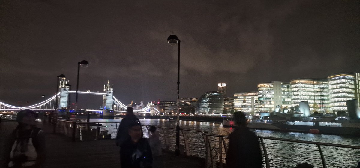 Really enjoyed today 💖 I got to meet new people, new talented creatives and it was so nice to be in that enviroment again! 

This is what life does when you finally PUSH your comfort zones 👍🏻