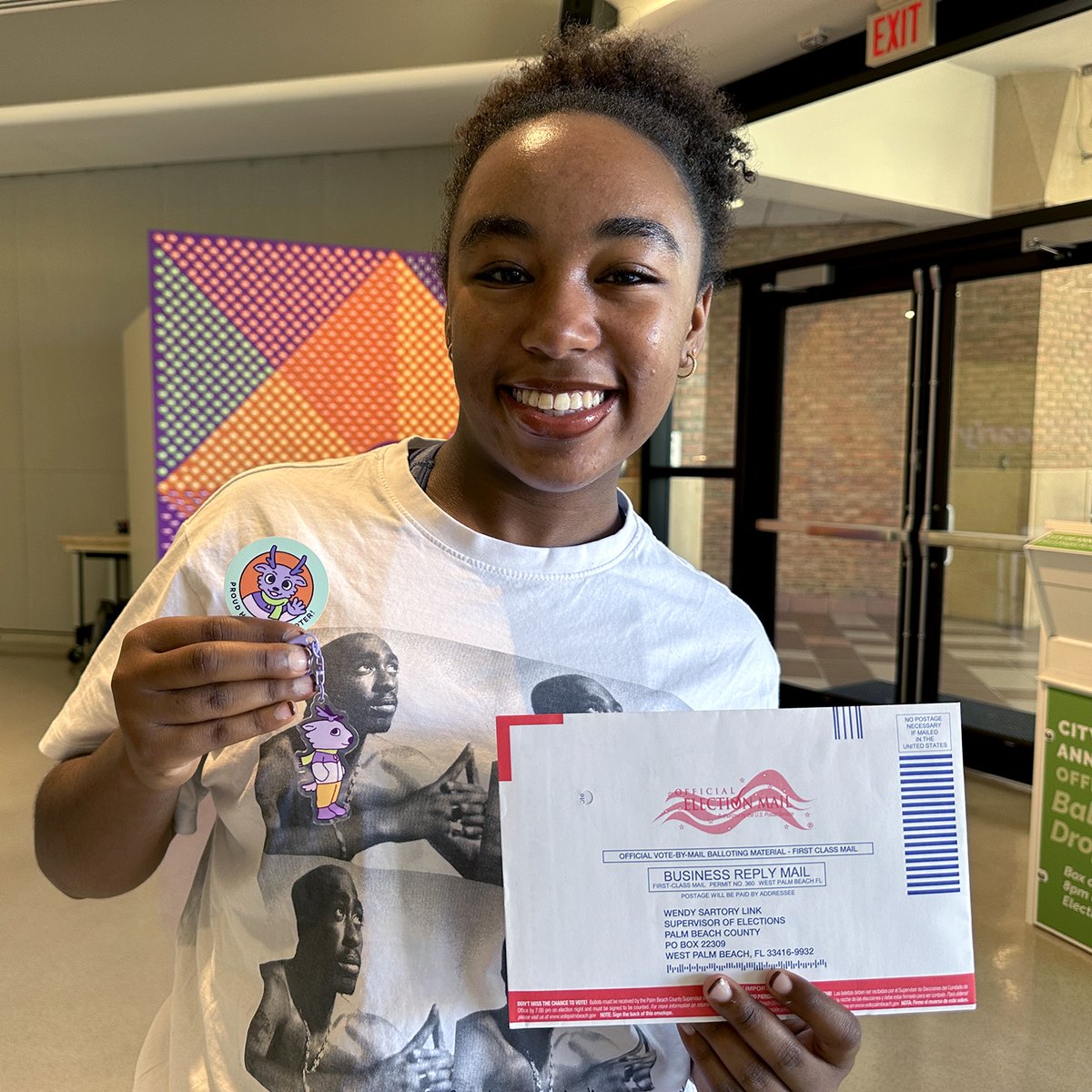 This Florida voter stopped by the hub last week with some questions about her absentee ballot--we pointed her to the nearest post office where she could drop off her ballot &amp; sent her off with some fun merch to match her personality quiz results. We're so proud of all our voters!