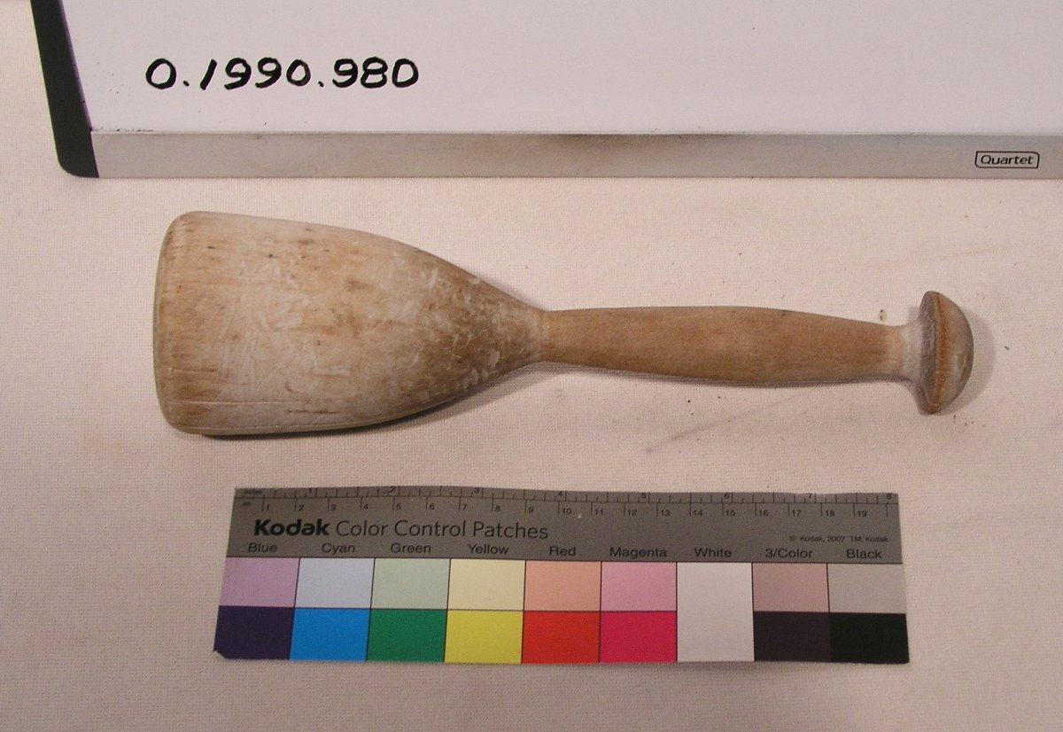 Time for another #WhatsItWednesday, but this time we need YOUR help! Can anyone help us identify this object? Our records list it as a potato masher or a mallet. #MysteryObject #Artifact #MuseumCollections