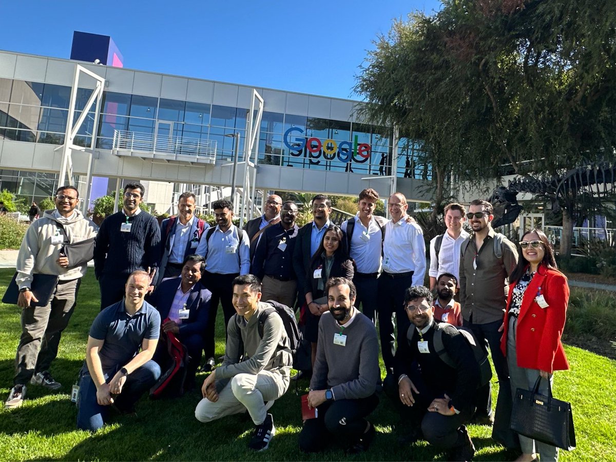 Our MBA students had an incredible time on our recent Tech Trek to San Francisco and the Bay Area! They visited top tech companies like Visa, Google, and ZS, networked with alumni, and gained invaluable insights into the industry.

#WashUMBA #WashUOlin #Tech