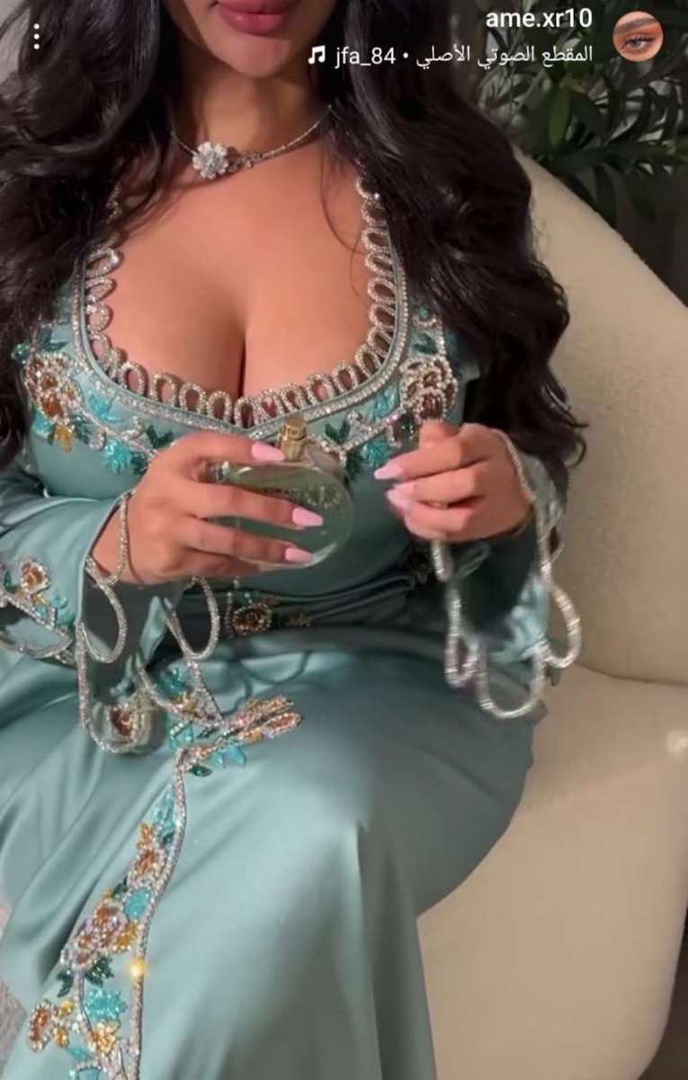 pigboy's tweet photo. #ديوت_بدوي 

منو يديتْني على اختي و امي 🥺😳 https://t.co/Tx3C1GL0vI