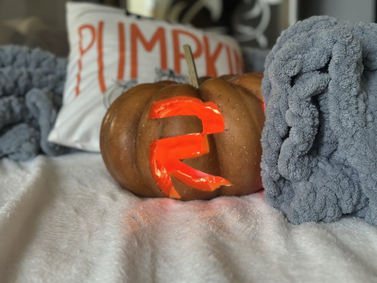 slem1337's tweet photo. 🎃 RiseChain's Halloween: The Dawn of the Gigagas Era 🕸️

This Halloween, we at @risechain aren't just carving pumpkins; we're carving out a new era in blockchain technology with our Parallel EVM Execution in what we're calling the Gigagas Era.