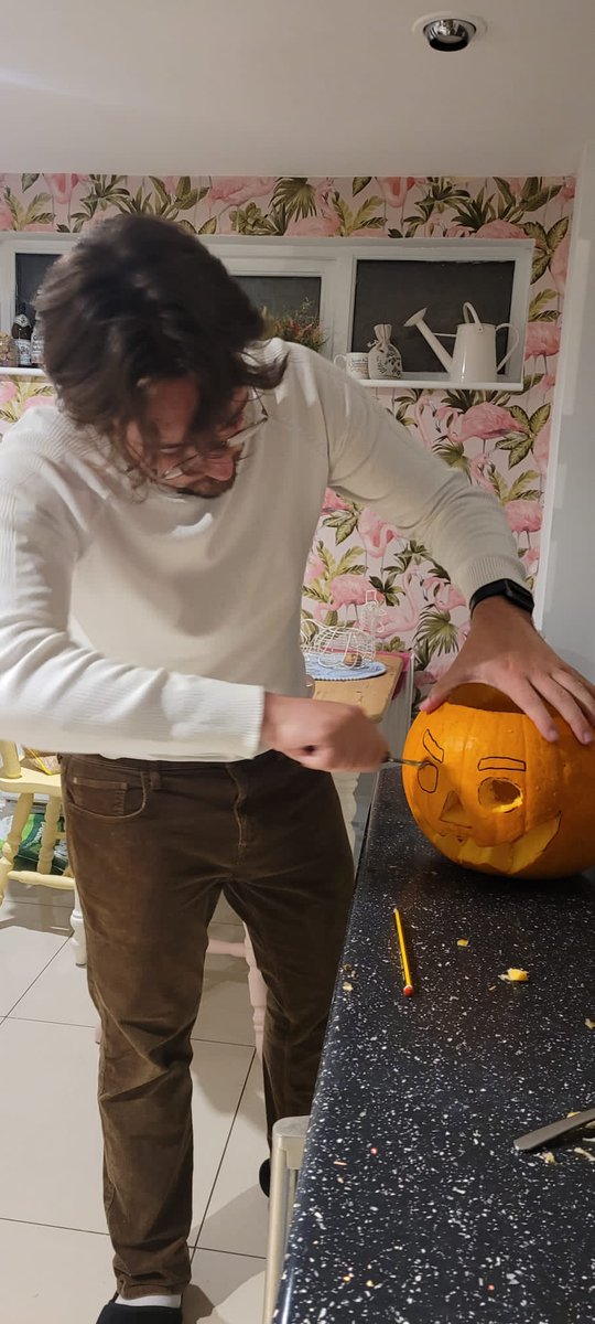 JoshAMurphy's tweet photo. Spooky season 🎃🎃🎃🎃 https://t.co/ToasXgM4UW