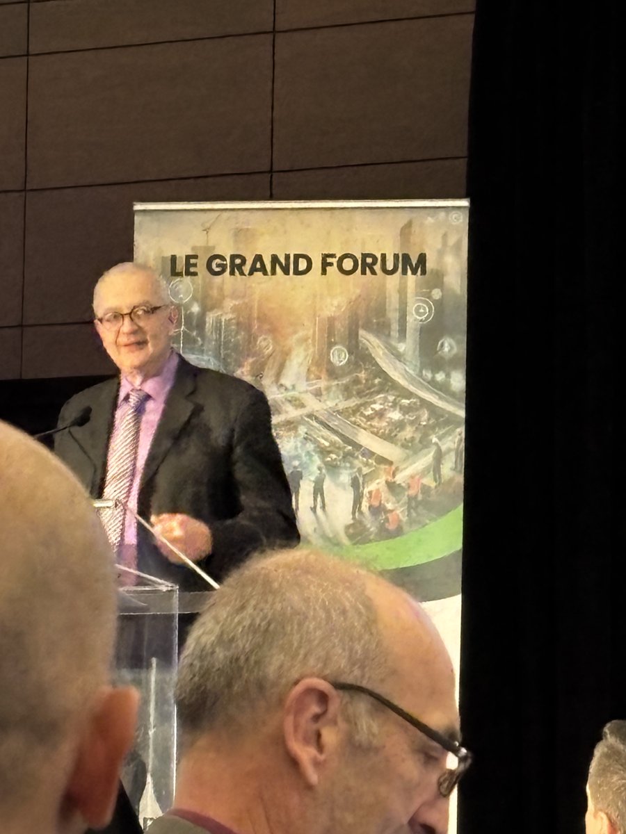 CimentCanada's tweet photo. Cette Semaine René Drolet a partagé des informations sur notre Plan d'action Béton Zéro lors du 14e Grand Forum annuel du Conseil des infrastructure.

Nous sommes fiers de soutenir l'innovation technologique et le développement économique durable. https://t.co/bA8r7VJRpr