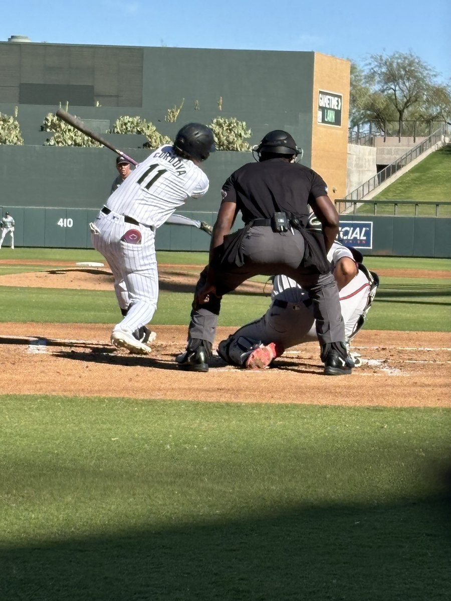 Gabriel021815's tweet photo. Arizona Fall League watching @GoYardGoats @Yardgoats_ players having great games https://t.co/IRXOLuYVuU