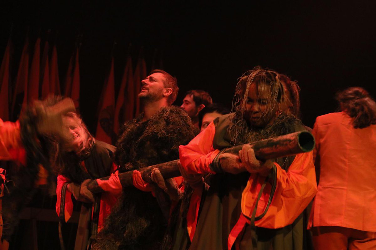 PorteRenaud's tweet photo. Never work if you don’t have the choice to work!

Photo by Claire Shovelton 

Andrias Scheuchzeri
An opera by porte renaud
(Music, text &amp; visual design)
Inspired by Karel Čapek’s novel  War with the Newts https://t.co/lz2QIwI3Fq