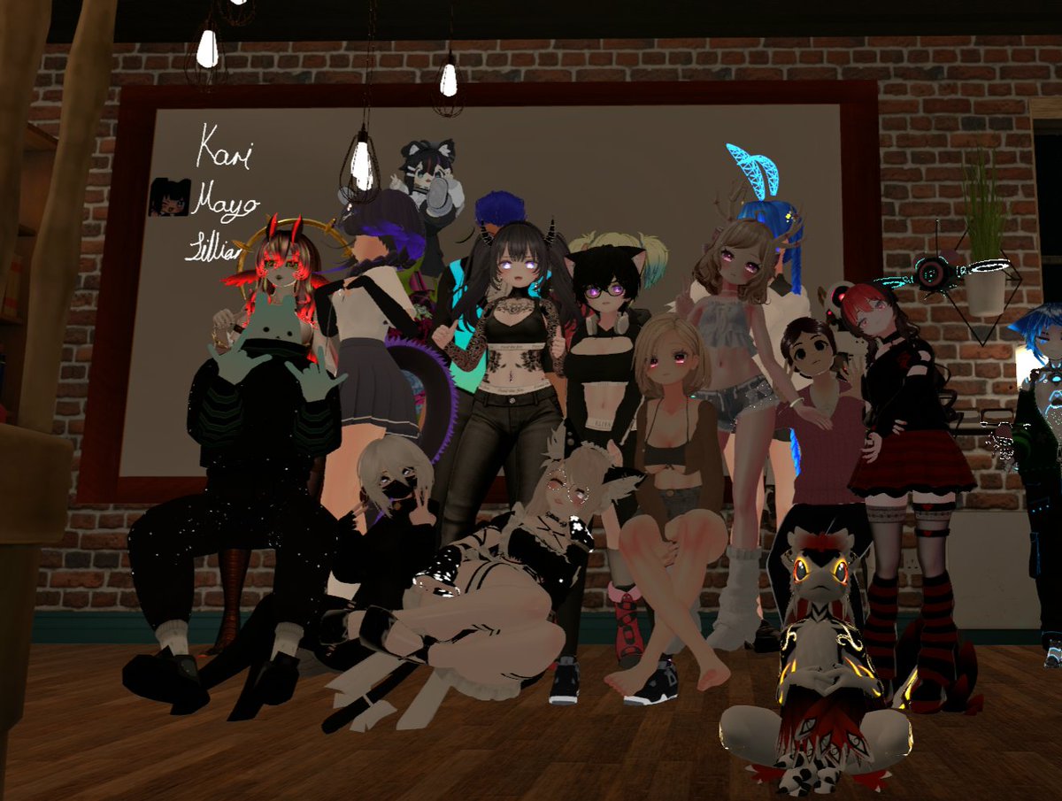 TheBloodSeraph's tweet photo. Event at Mugoober's with @MelloMayo247 on the decks. Thanks for bringing the heat 🥵 🔥 

#vrc #vrchat #dance #rave #edm #music #Mugoobers #cafe #vrccommunity #dj https://t.co/nrsB2EVmGs