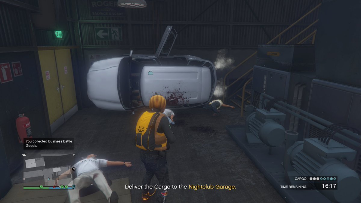 What the heck!? Public Cargo #Weird #GTA5