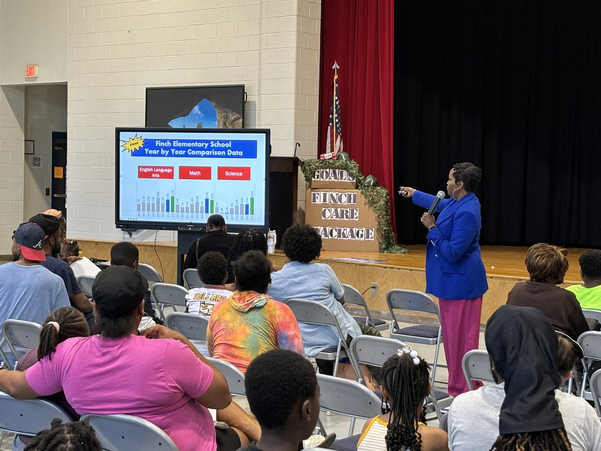 APSFinchEagles's tweet photo. Title 1 meeting happening now! Please come and join us! #sharinggoals #academicdata #attendance @DrTSpencer @apsupdate https://t.co/GPlvonThhK
