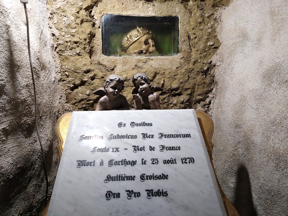 ivanfamil's tweet photo. Uno de los mayores problemas que afrontaban los caballeros cristianos durante las Cruzadas era qué hacer con los cadáveres. Para resolverlo adoptaron una macabra práctica: hervían los cuerpos y los deshuesaban para poder enviarlos de vuelta a casa.

Tira del hilo 🧵👇🏽👇🏽👇🏽 https://t.co/BL1Ib71yAU