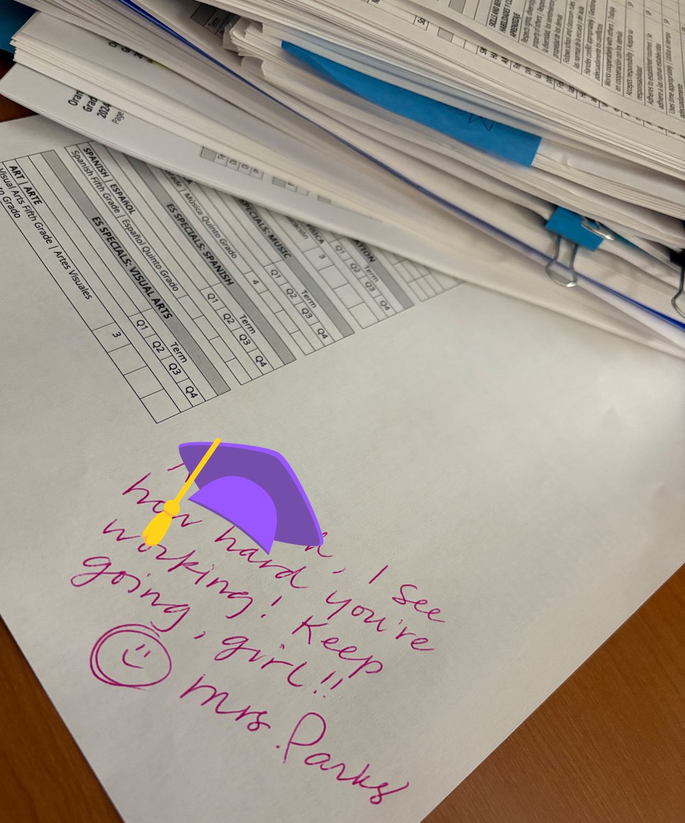 kellyparksocs's tweet image. It’s worth the carpal tunnel. Students first. Every kid. Every day. #humansfirst  #reportcardtime @ECGlobalElem