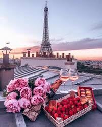 janevolturiparo's tweet photo. I was sat on the roof of my motel with my dark night having a picnic it was a beautiful day the sun was out nothing could spoil it my babe @ParodyBlade1 was happy I could actually enjoy being out in the daylight after I had a blood transfusion with his blood we was talking https://t.co/WRplHAYCiK