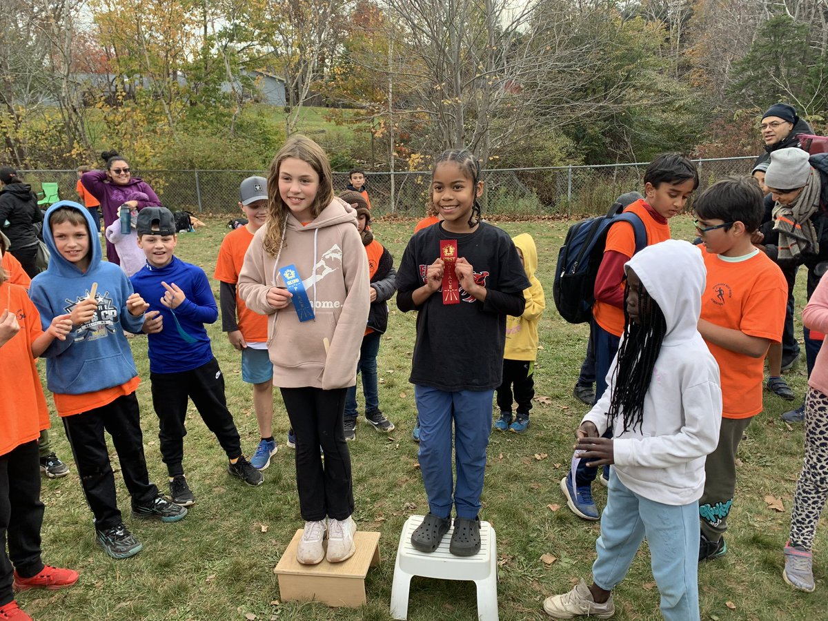 École Grosvenor-Wentworth Park School tweet media