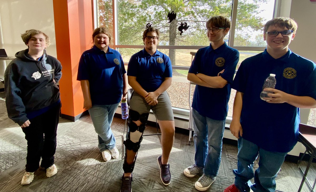 SandyGurss's tweet photo. PRHS JV Scholars Bowl went 4-3 scoring 440 points and just missing going into finals round Tuesday 10/29 at the Bonner Springs Meet. It was a good night with everyone scoring! Ram nation is PRoud of you! @USD449 https://t.co/ciw6jHhNwY