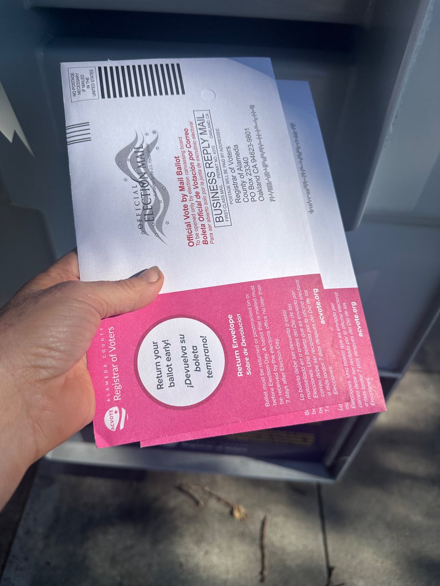 Voted blue up and down the ballot! Thanks Partners in Print for the messaging! Let’s goooooooo Kamala! #harrissurge