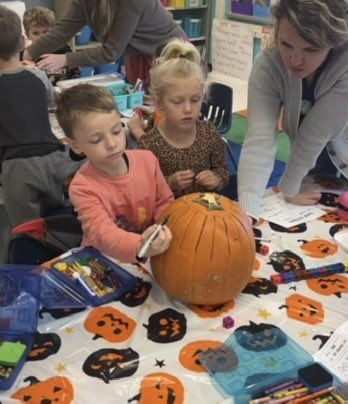 brock_road's tweet image. Mrs. Dubke’s class had a gourd-geous Pumpkin Day! From estimating to counting by 10s and exploring the pumpkin life cycle, our first graders carved out some serious fun and learning! 🍂📏🧡 #PumpkinDay #FirstGradeFun #FallIntoLearning @SpotsySchools