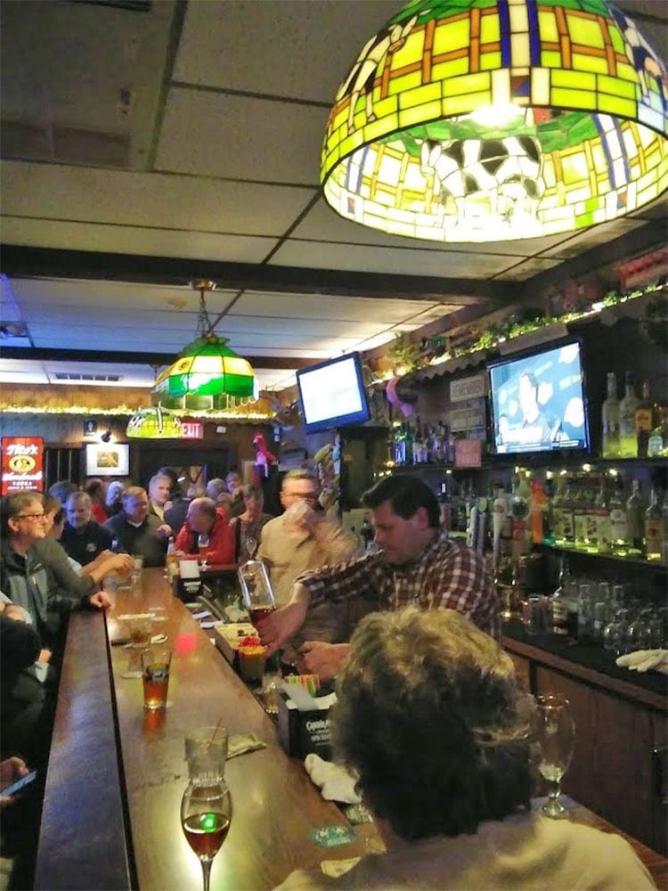 DivesOfWI's tweet image. Happy Halloween from Dives of WI!

What is your favorite spooky spot to grab a drink?

Juice’s Ghost Town

Grafton (Ulao), WI

#divesofwi #ghosttown #grafton #wisconsin #ulao #divebar