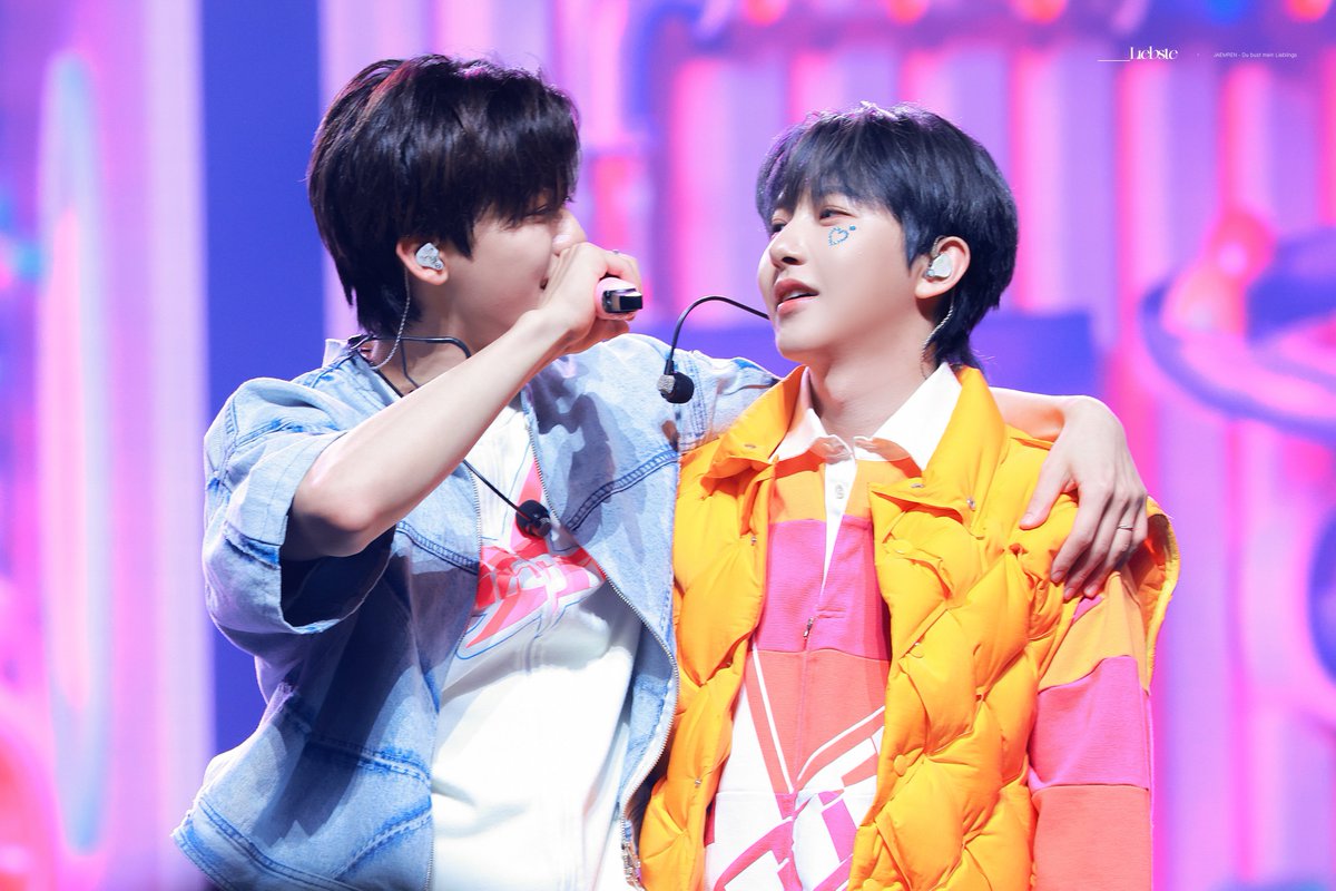 lieblings427's tweet photo. 241030 TDS3 in Rotterdam

#재민 #런쥔
#JAEMIN #RENJUN
#엔시티드림 
#NCT #NCTDREAM https://t.co/I8GhFvUCGJ