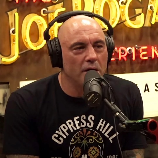 ElonMuskAOC's tweet image. 🚨🚨🚨 BREAKING 🚨🚨🚨

JD Vance and Rogan's interview is expected to be over 4 hours long