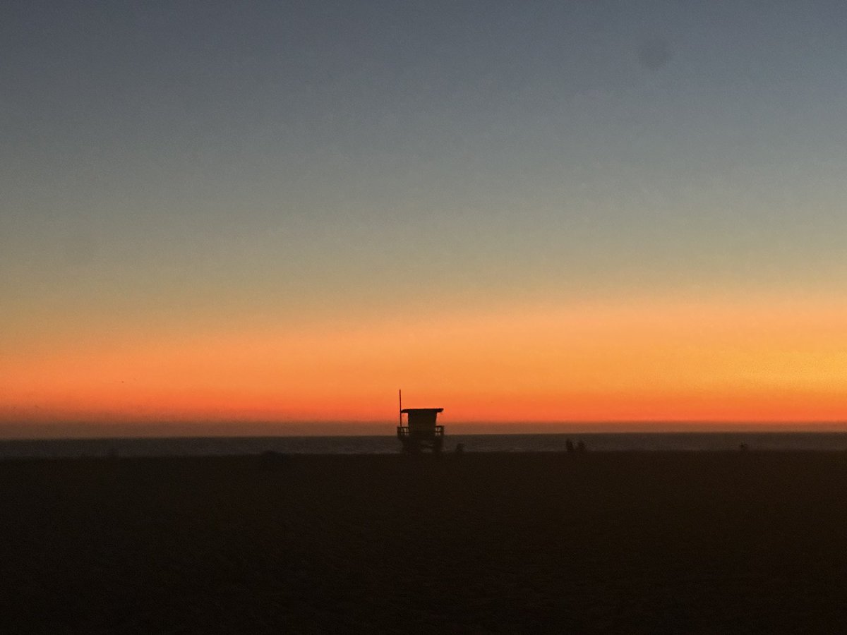 EugenioCingolan's tweet image. #Fall 🍁🍁 #Subset #Walk #SoCal