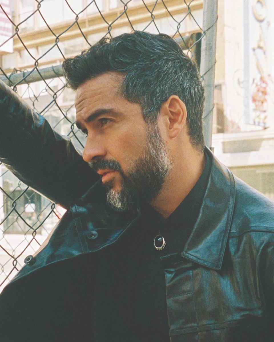 SonríePoncho tweet media