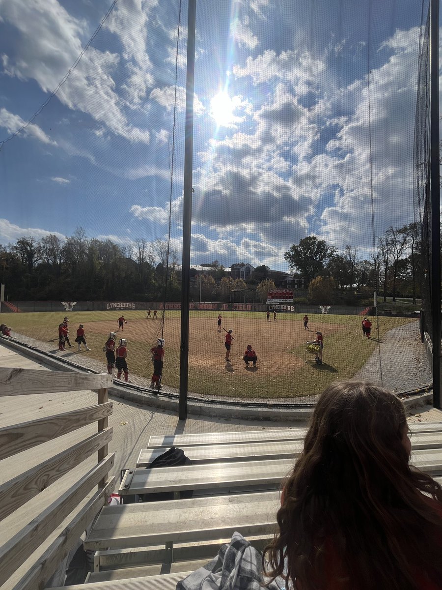 addie_eross's tweet photo. Thank you @lynchburg_sb for having me this weekend! I had a great time watching the team practice and play, as well as touring the campus!! https://t.co/YGKhPMiQ8s