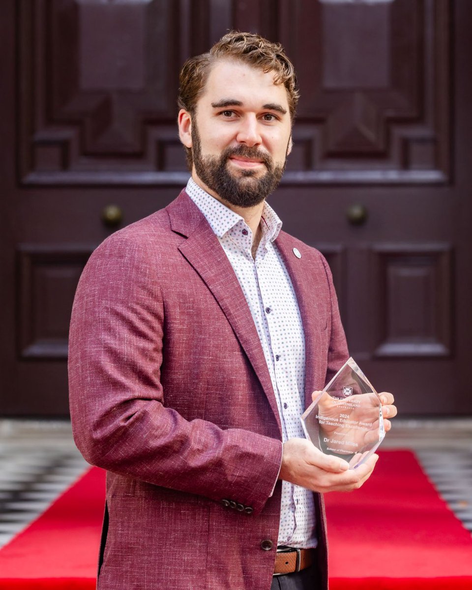 Congratulations to Dr Jared Miles, 2024 recipient of UQ’s Indigenous Educator Award for Teaching Excellence 🎊

The proud Yuwi man from Maryborough is dedicated to mentoring the next generation of Indigenous Pharmacy students.
brnw.ch/21wOfCL
<a href="/UQPharmacy/">UQ Pharmacy</a> @JaredMilesPhD
