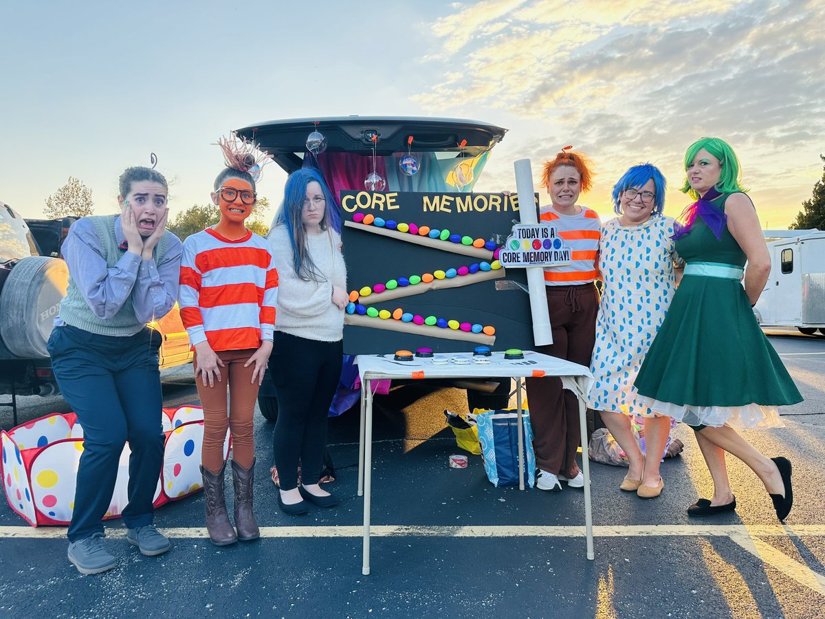 Take a look at our winners 🏆 I can’t lie, our #CPSbest special education team killed it at Trunk-or-Treat! Honestly though— they’ve been killing it all year so this shouldn’t have been a surprise. Well done, Team! #TrustyHuskies
