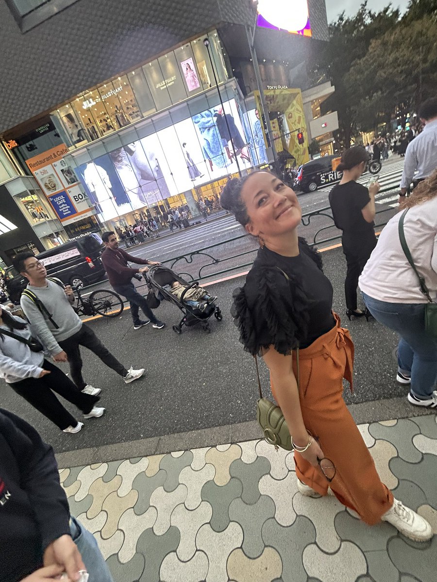 今夜木曜日、横浜で。ソロコンサートをとても楽しみにしている。ソロで演奏するときは完全に自由なんだ。私とお客さんだけ。チケットはまだ私のHPにあります。
 10月31日 横浜 <a href="/ZOUNOHANA_TRC/">象の鼻テラス / 公式</a> 
オープン19:00
スタート19:30
Ps. サプライズもあります🥰。
maiahirasawa-jp.com/live.html