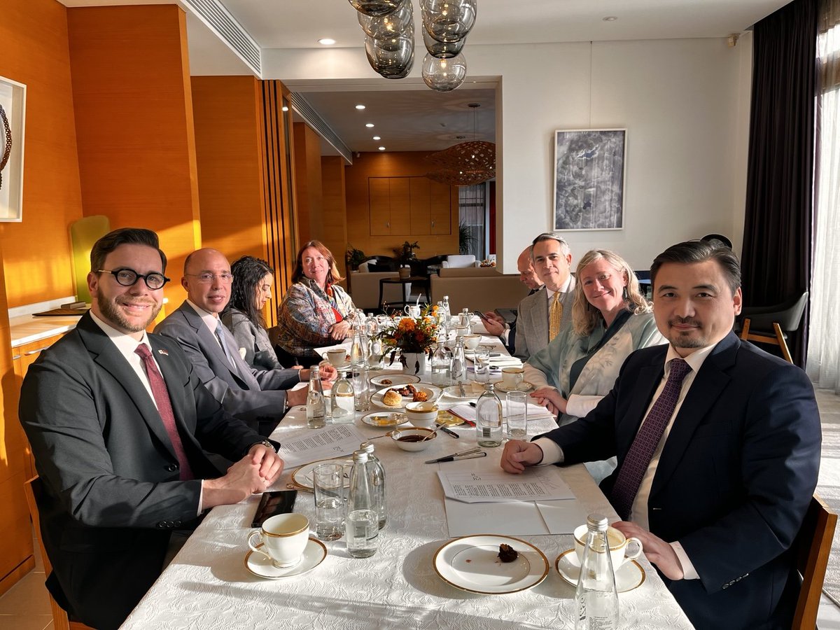 🌍 Yesterday, the Council of Diplomatic Corps (CDC) met for the second time under Dean H.E. Chafik Rashadi’s leadership. Grateful to H.E. Dawn Bennet, ambassador of New Zealand, for hosting. We’re committed to advancing diplomatic ties in 🇰🇷 and beyond. #Diplomacy #CDC