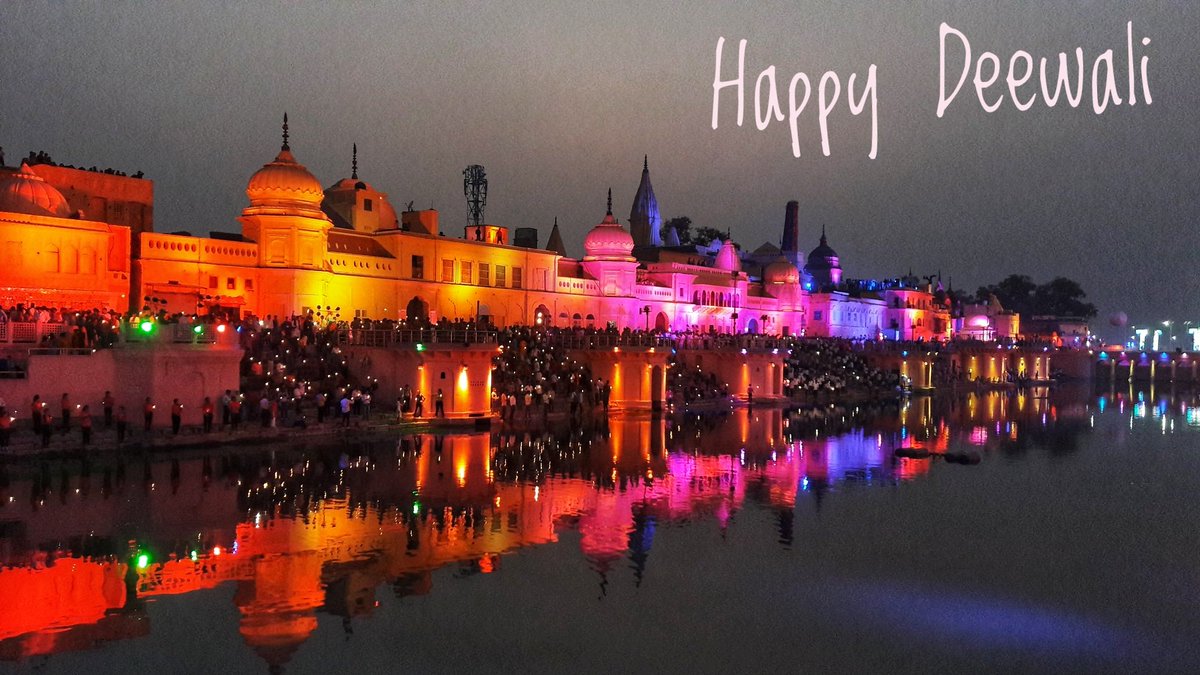 दीपावली की हार्दिक शुभकामनाएं
💐🤩🎁🍫
#Deepavali2024 
#Deepawali