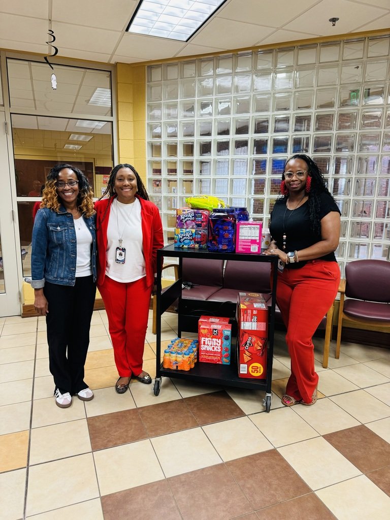 We would like to thank Mrs. Carolyn Williams for donating iReady incentives and for ALL she does for our students and staff! She is a Brighton alumni and definitely the BRIGHT in Brighton.
❤️💛