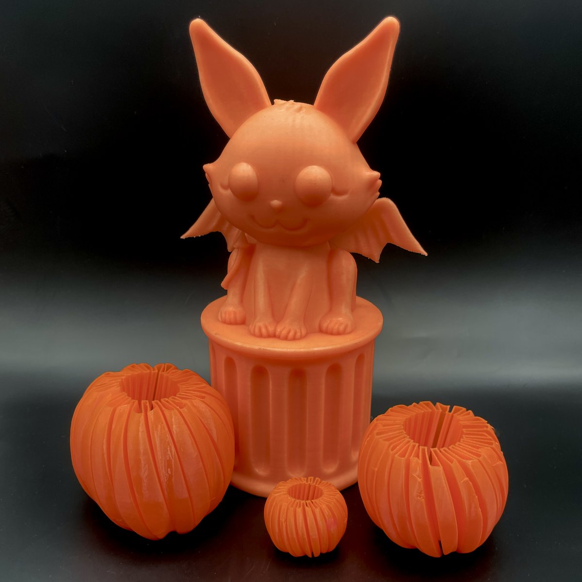 Liz B "pezliz" tweet media