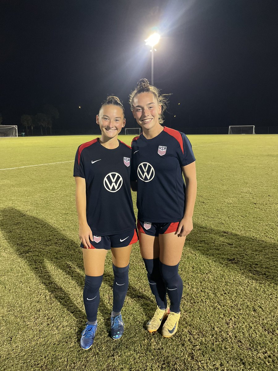 Rylee McLanahan (@ryleemclanahan) on Twitter photo Had the best time this week at camp 🇺🇸🇺🇸
So thankful and honored for this experience and for all the amazing players and coaches I got to work with this week!!! ❤️🤍💙
<a href="/USYNT/">U.S. Soccer YNT</a> <a href="/ussoccer/">U.S. Soccer</a> <a href="/solar07g/">Solar 07/06G ECNL (U19)</a> <a href="/SolarSoccerClub/">Solar Soccer Club</a> <a href="/GatorsSoccer/">Gators Soccer</a> Had the best time this week at camp 🇺🇸🇺🇸
So thankful and honored for this experience and for all the amazing players and coaches I got to work with this week!!! ❤️🤍💙
<a href="/USYNT/">U.S. Soccer YNT</a> <a href="/ussoccer/">U.S. Soccer</a> <a href="/solar07g/">Solar 07/06G ECNL (U19)</a> <a href="/SolarSoccerClub/">Solar Soccer Club</a> <a href="/GatorsSoccer/">Gators Soccer</a>