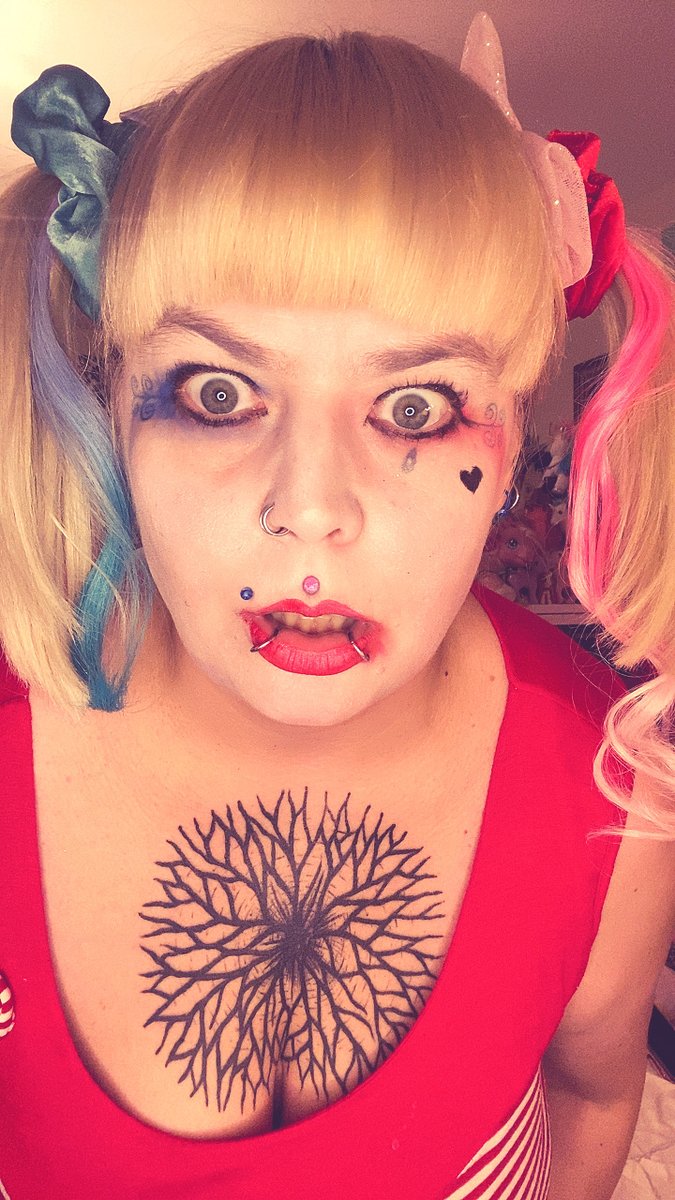 my_dirty_diarys's tweet photo. Happy Halloween XOXO💗

#Kawaii #KawaiiCutie #PastelPrincess
#AdorableAesthetic #KawaiiWorld #CuteAndCuddly #KawaiiBabe #SweetAndKawaii #PinkPerfection #AnimeAesthetic #KawaiiFashion #KawaiiDoll #KawaiiCulture #CuteCosplay #Cosplay #CosplayCommunity #CosplayMakeup https://t.co/9We8FEg1Xb
