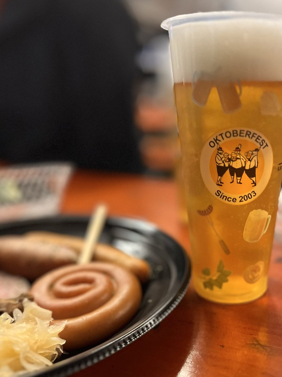 utchy555's tweet photo. ビールは世界を幸せにする、かも。 https://t.co/e1J5XRH79P