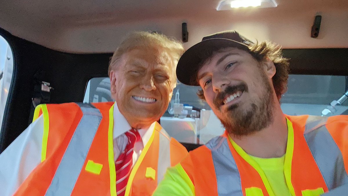 TeamTrump's tweet photo. Kamala &amp; Biden call millions of Americans “garbage.”

President Trump calls them Patriots. https://t.co/RBEeVyJ5bi