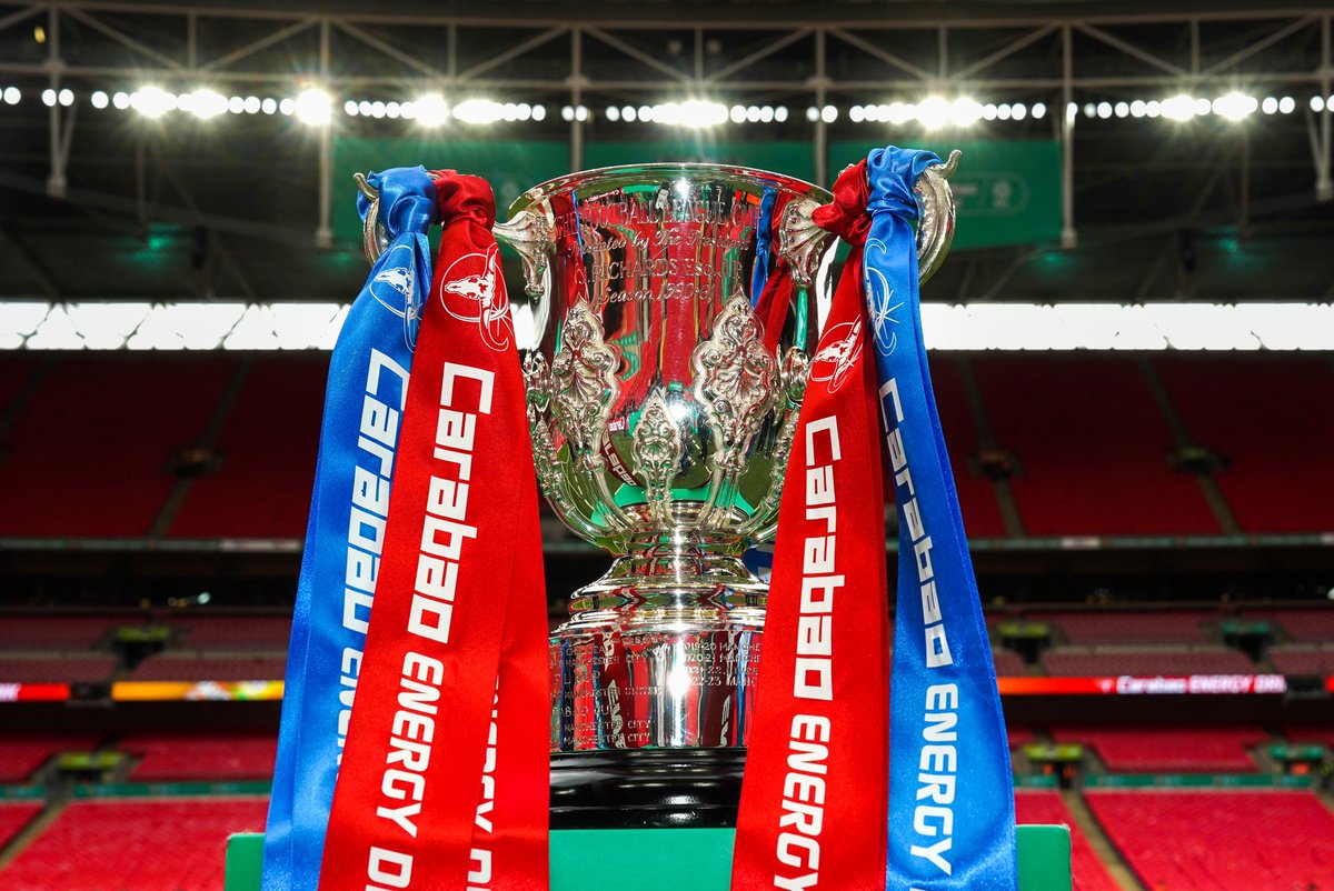ActuFoot_'s tweet photo. 🚨 On connaît les affiches des quarts de finale de la EFL Cup 🏴󠁧󠁢󠁥󠁮󠁧󠁿 :

Tottenham ⚡️ Manchester United
Arsenal ⚡️ Crystal Palace
Newcastle ⚡️ Brentford
Southampton ⚡️ Liverpool https://t.co/knYcR0L3Qu