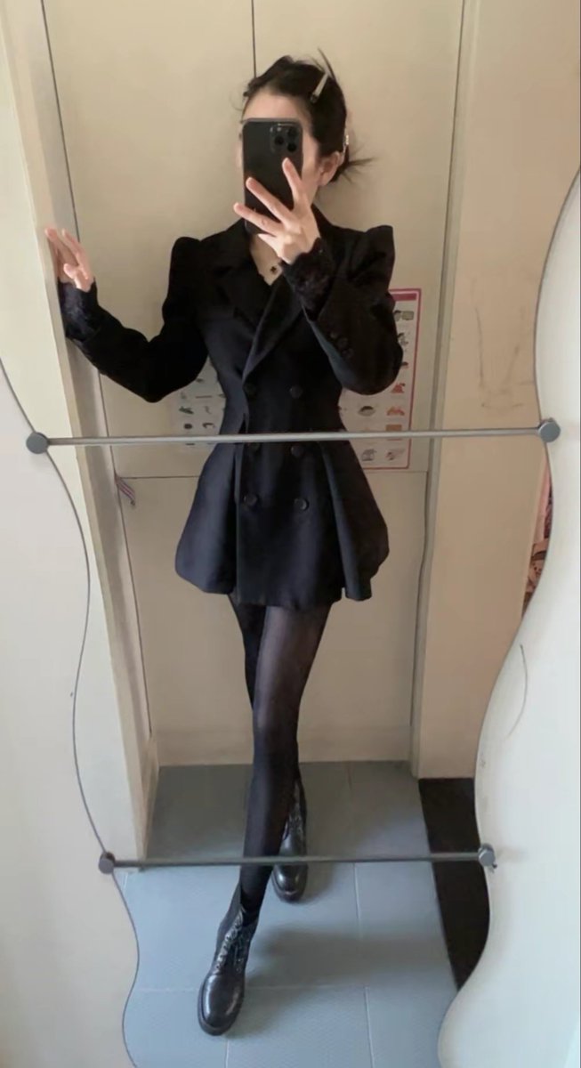 lmon879239's tweet photo. @d1231781085922 我老婆 https://t.co/QPnNRrEGe5