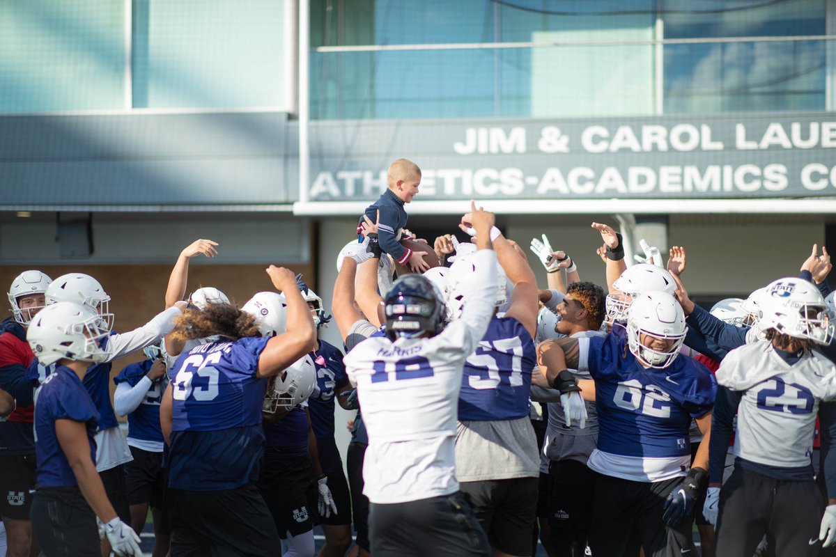 USU Football tweet media